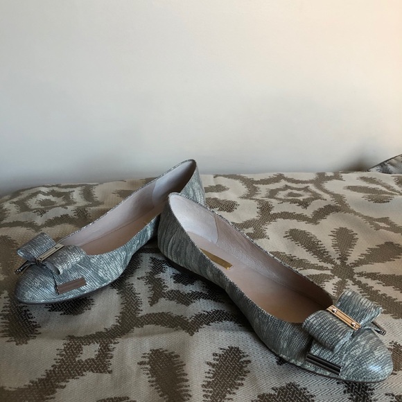 🆕LOUISE ET CIE BETSIE BOW BALLET FLATS 🥿 Sz 8.5M - Picture 5 of 15